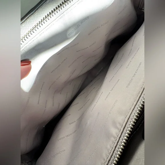 Michael Kors Gray Purse - Picture 5 of 9